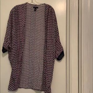 NWOT Women’s Gap Kimono size M/L